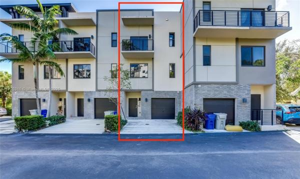 Koi Residences & Marina, 406 SE 1st Ct, Pompano Beach, Florida 33060, image 1