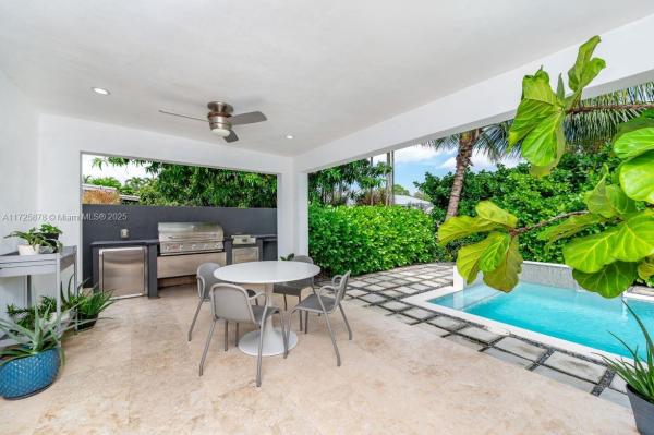 Coral Way Heights, 5871 SW 27th St, Tamiami, Florida 33155, image 1