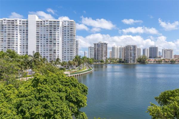 Commodore Plaza Century, 2780 NE 183rd St #1203, Aventura, Florida 33160, image 1