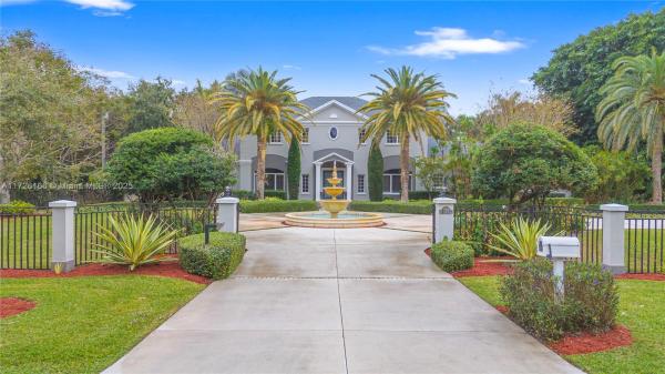 Pinecrest Residential, 12355 SW 79th Ave, Pinecrest, Florida 33156, image 1