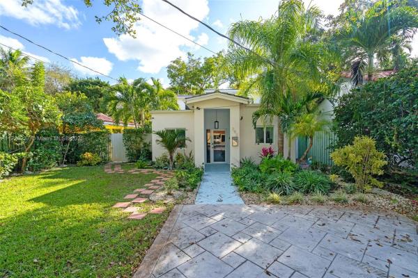 Sherwood Forest, 392 NE 87th St, El Portal, Florida 33138, image 1