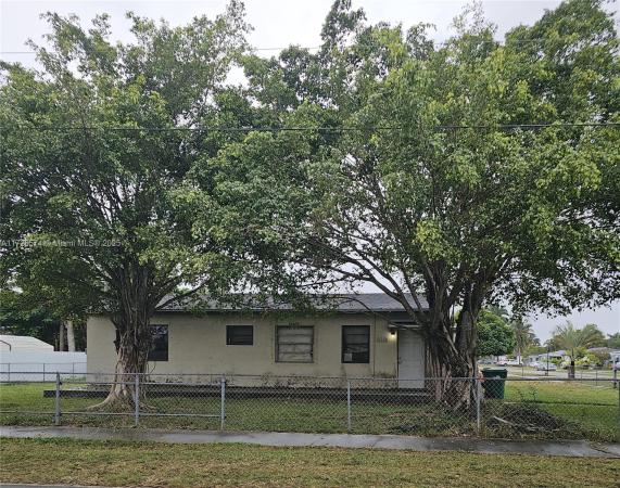 16900 SW 301st Ter, Unincorporated Dade County, Florida 33030, image 1