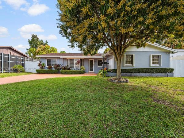 Fairway Park, 15915 SW 103rd Pl, Palmetto Estates, Florida 33157, image 1