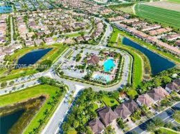 Mallorca At The Vineyards, 571 SE 37th Pl, Homestead, Florida 33033, image 1