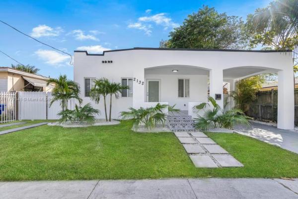 Superior Park, 2132 NW 2nd St, Miami, Florida 33125, image 1
