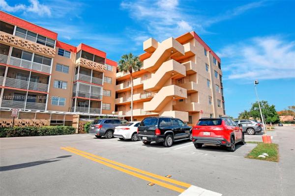 Polynesian Gardens, 406 NW 68th Ave #217, Plantation, Florida 33317, image 1