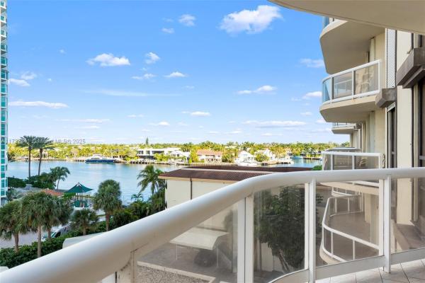 Terraces North Turnberry, 20191 E Country Club Dr #504, Aventura, Florida 33180, image 1