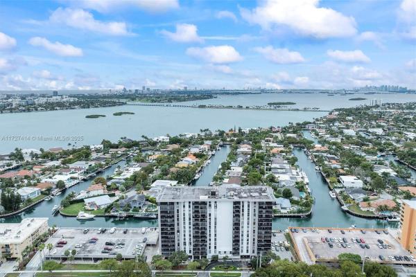 Dorset House, 2500 NE 135th St #B206, North Miami, Florida 33181, image 1