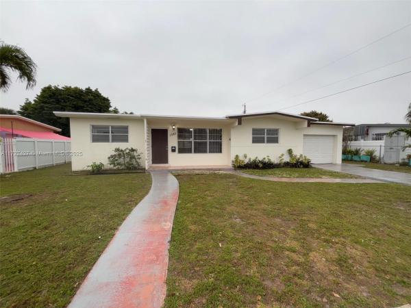 Palm Springs Estates, 1580 W 55th Pl, Hialeah, Florida 33012, image 1