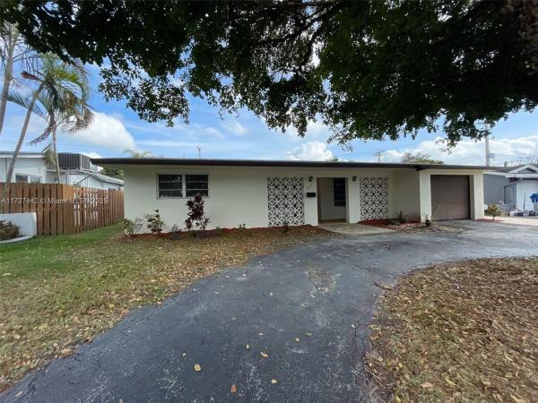 Hollywood Hills, 2115 N 40th Ave, Hollywood, Florida 33021, image 1