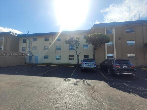 Royal Palm Gardens, 4655 Palm Ave #204, Hialeah, Florida 33012, image 1