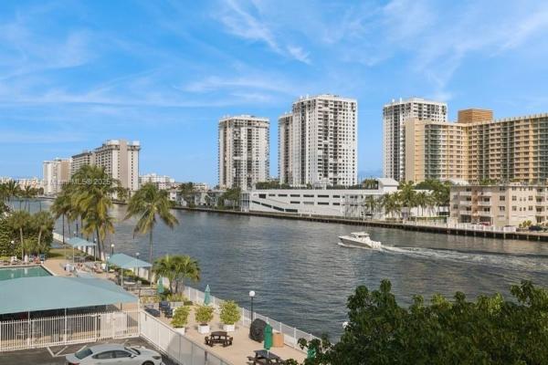 Oceanview Park, 800 Parkview Dr #421, Hallandale Beach, Florida 33009, image 1