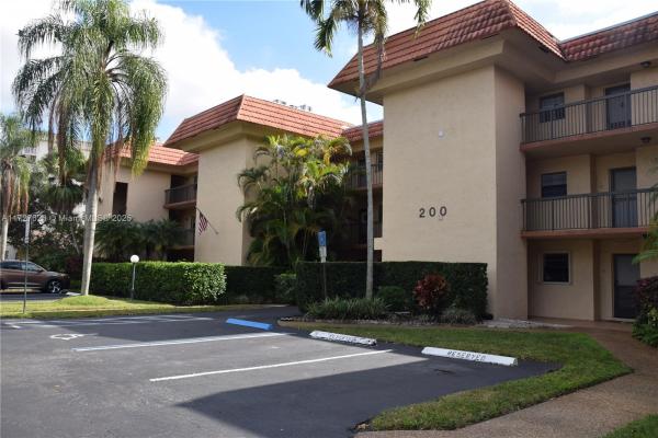 Coronado At Jacaranda, 200 Jacaranda Country Club Dr #6A, Plantation, Florida 33324, image 1