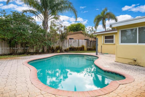 Coral Heights, 4330 NE 13th Ave, Oakland Park, Florida 33334, image 1