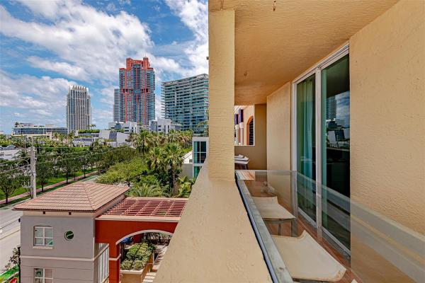 Yacht Club At Portofino, 90 Alton Rd #501, Miami Beach, Florida 33139, image 1