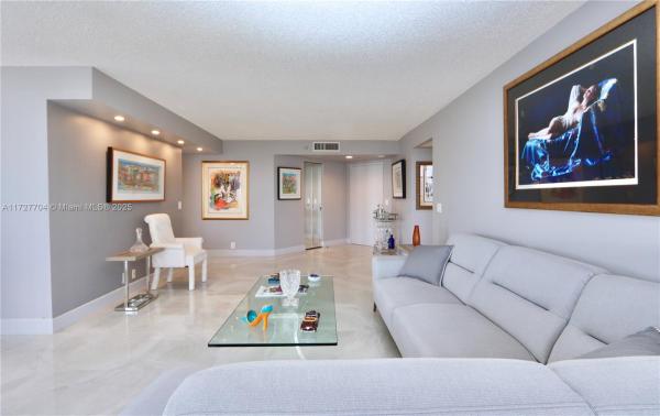 Mystic Pointe Tower 400, 3500 Mystic Pointe Dr #2708, Aventura, Florida 33180, image 3
