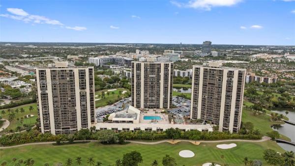 Coronado Towers, 20301 W Country Club Dr #PH25, Aventura, Florida 33180, image 1