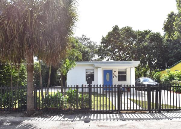 Washington Park, 1588 NE 153rd Ter, North Miami Beach, Florida 33162, image 1