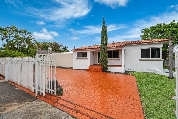 Silver Bluff Homesites, 3601 SW 26th St, Miami, Florida 33133, image 1
