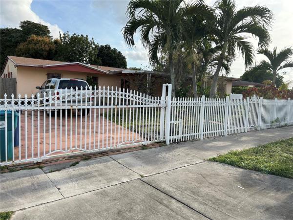 Carol City, 4270 NW 172nd Dr, Miami Gardens, Florida 33055, image 1