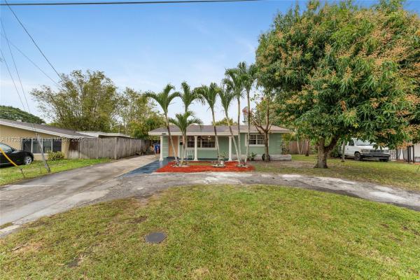 Miramar Tropical, 2045 Acapulco Dr, Miramar, Florida 33023, image 1