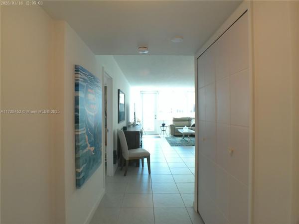 The Carriage House, 5401 Collins Ave #130, Miami Beach, Florida 33140, image 3