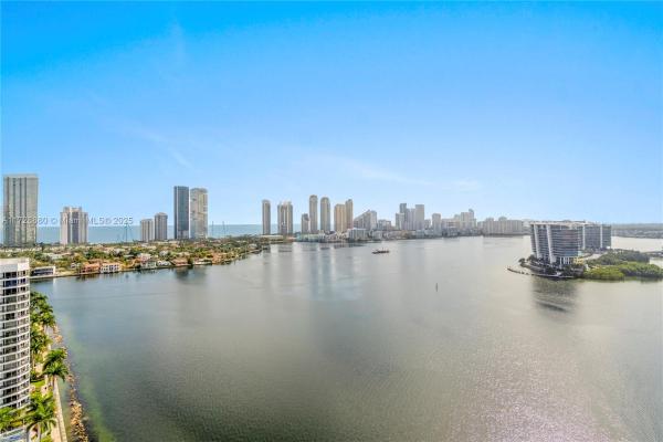 Mystic Pointe Tower 500, 3530 Mystic Pointe Dr #2515, Aventura, Florida 33180, image 1