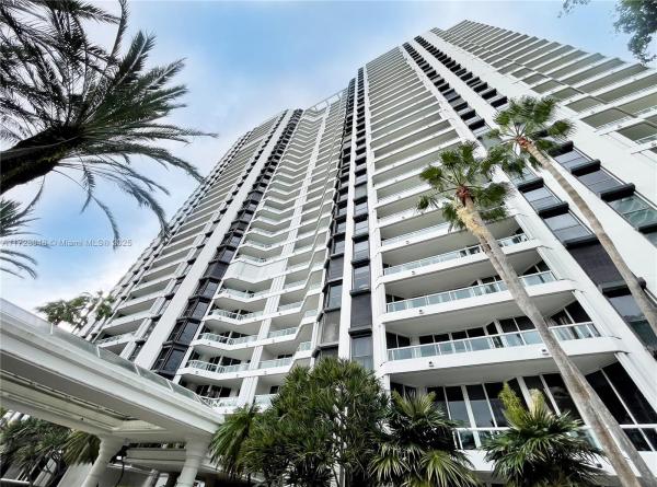 North Tower At The Point, 21205 Yacht Club Dr #805, Aventura, Florida 33180, image 1