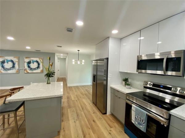 Lauderdale Villas, 1800 NW 14th Ave, Fort Lauderdale, Florida 33311, image 1