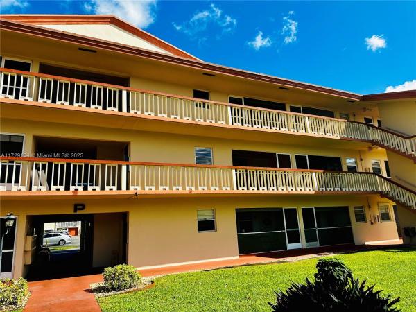 Beverly Hills, 5300 Washington St #P335, Hollywood, Florida 33021, image 1