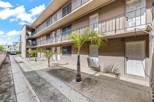 Idlewild Park, 126 SW 18th Ave #11, Miami, Florida 33135, image 1