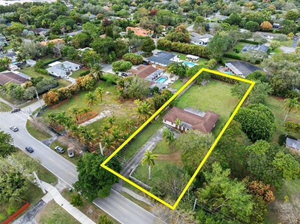 Pinecrest Residential, 8251 SW 136th St, Pinecrest, Florida 33156, image 1