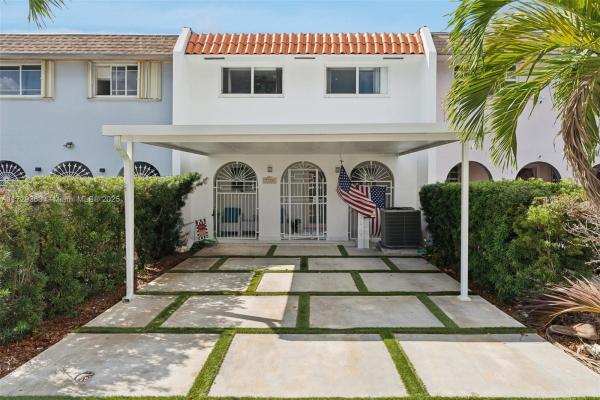Palm Springs Villas, 7164 W 2nd Ct 0, Hialeah, Florida 33014, image 1