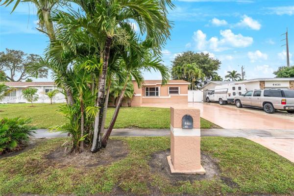 Driftwood Plaza, 6441 Sherman St, Hollywood, Florida 33024, image 3