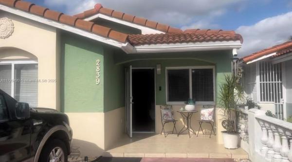El Prado Country Club, 2839 W 74th Pl, Hialeah, Florida 33018, image 1