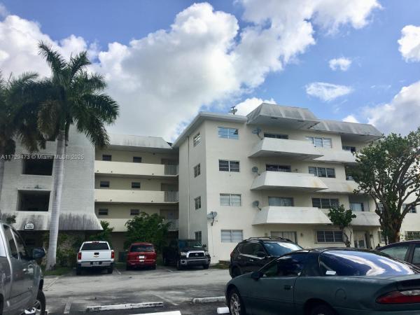Village At Dadeland, 7410 SW 82nd, St #K411, Glenvar Heights, Florida 33143, image 1