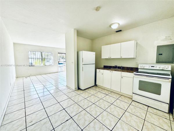 Bowling Green, 5241 NW 11th Ave, Miami, Florida 33127, image 1