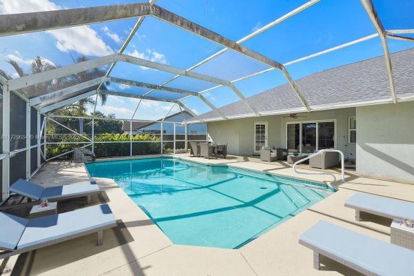Eastwood Of Wellington, 11474 Sanderling Dr, Wellington, Florida 33414, image 1