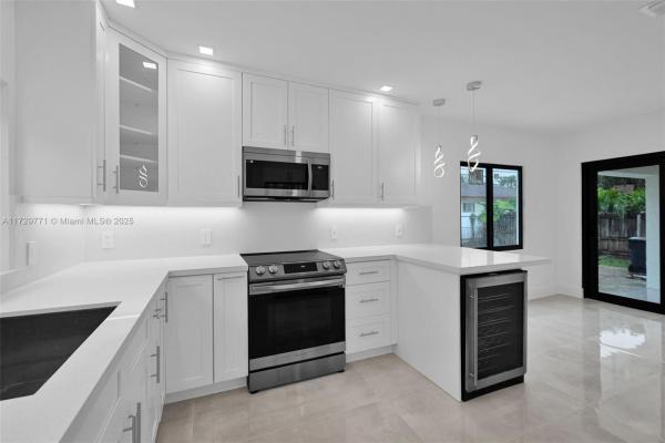 Central Miami, 6685 SW 36th St, Coral Terrace, Florida 33155, image 1