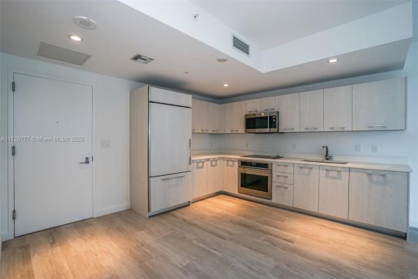 Brickell Heights West, Miami, Florida 33130, image 1