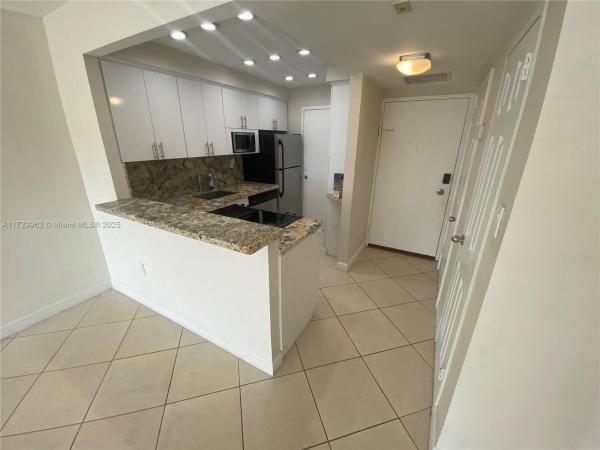 Triton Tower, 2899 Collins Ave #1208, Miami Beach, Florida 33140, image 3
