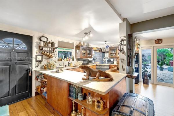 South Corals, 1401 NE 33rd St, Oakland Park, Florida 33334, image 1