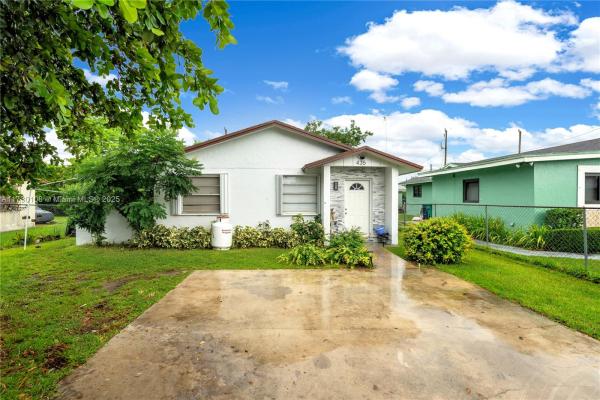 Washington Park, 435 NW 15th St, Florida City, Florida 33034, image 1