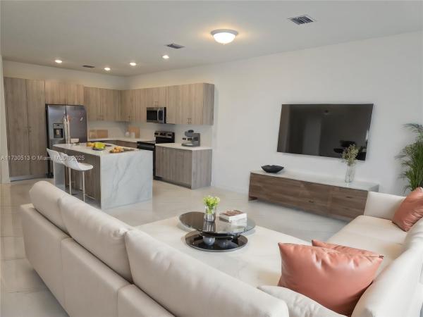 22574 SW 125th Ave #B, Miami, Florida 33170, image 3