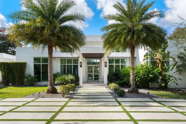 Town & Ranch Estates, 12200 Old Cutler Rd, Pinecrest, Florida 33156, image 1
