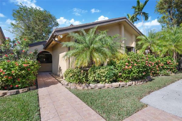 Briar Lake, 13158 SW 90th Pl, Kendall, Florida 33176, image 1