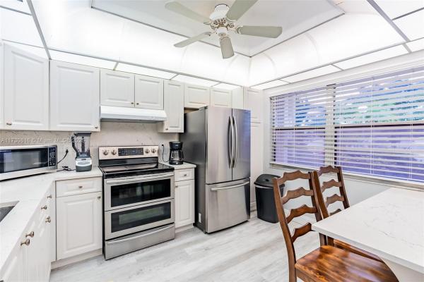 Eleuthera Village, 1804 Eleuthera Pt #M1, Coconut Creek, Florida 33066, image 1