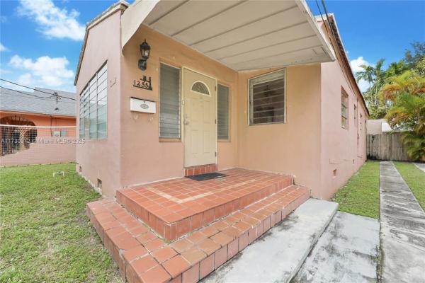 Brickell Estates, 1255 SW 16th St, Miami, Florida 33145, image 1