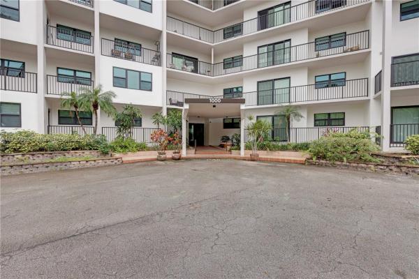River Reach, 1000 River Reach Dr #119, Fort Lauderdale, Florida 33315, image 1