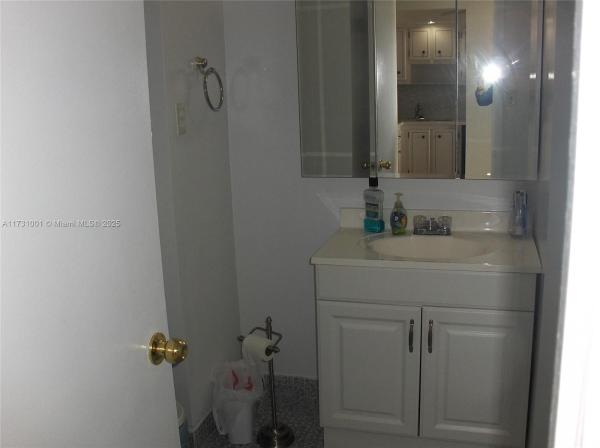 Del Prado, 18031 Biscayne Blvd #1103-3, Aventura, Florida 33160, image 3